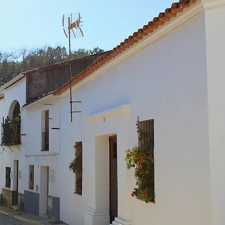 La Casa De La Tierra By Sierra Viva * Los Marines